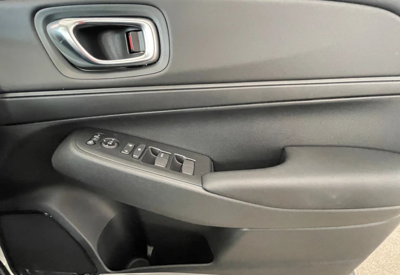 Honda Vezel Черный