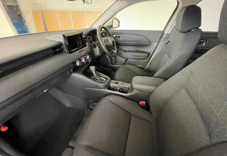 Honda Vezel Черный