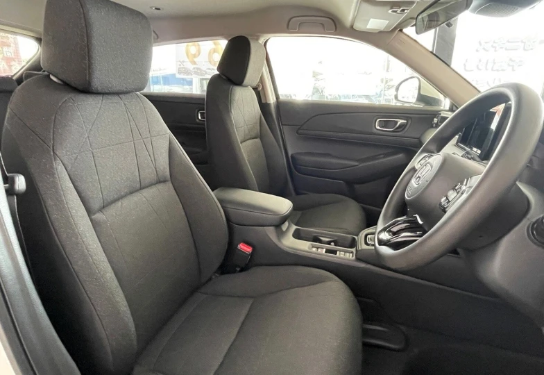 Honda Vezel Черный