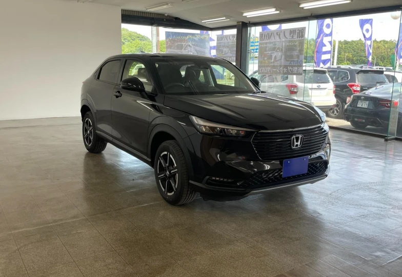 Honda Vezel Черный