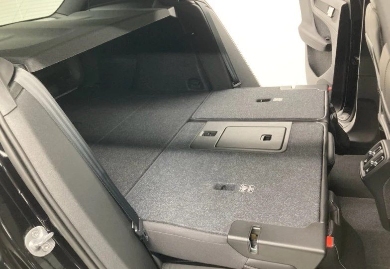 Volvo XC40 Черный