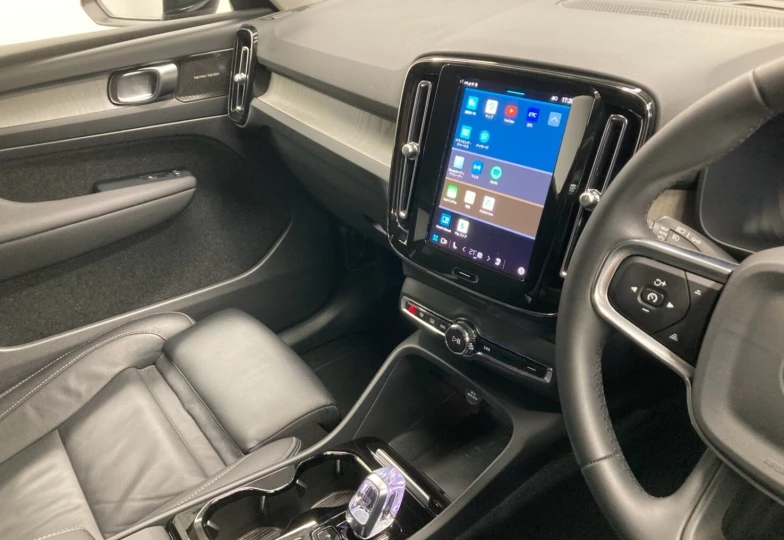 Volvo XC40 Черный