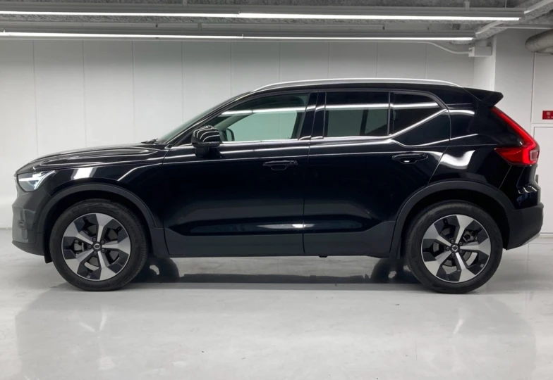 Volvo XC40 Черный