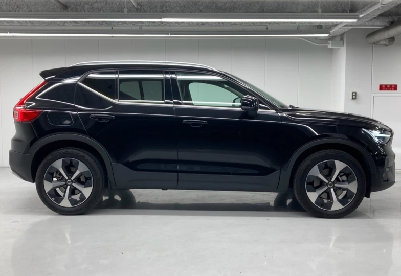 Volvo XC40 Черный
