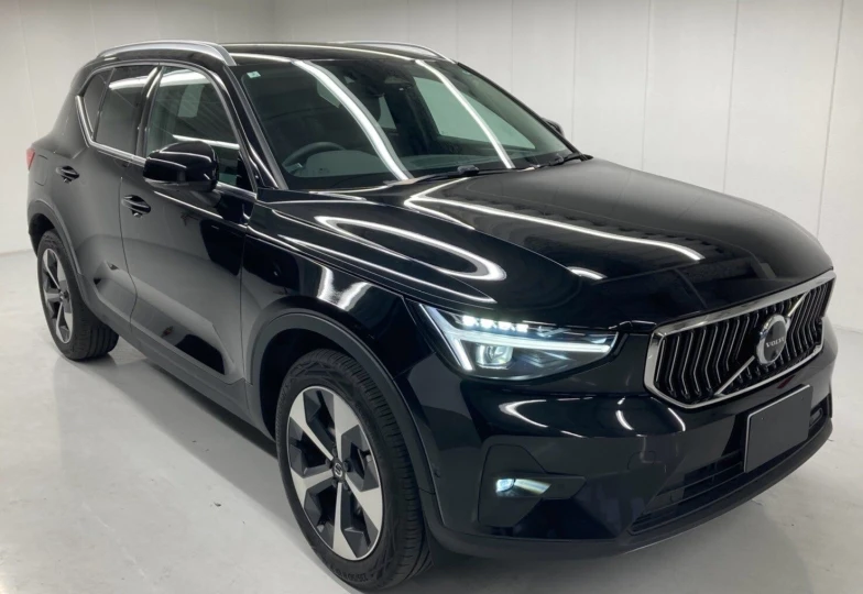 Volvo XC40 Черный