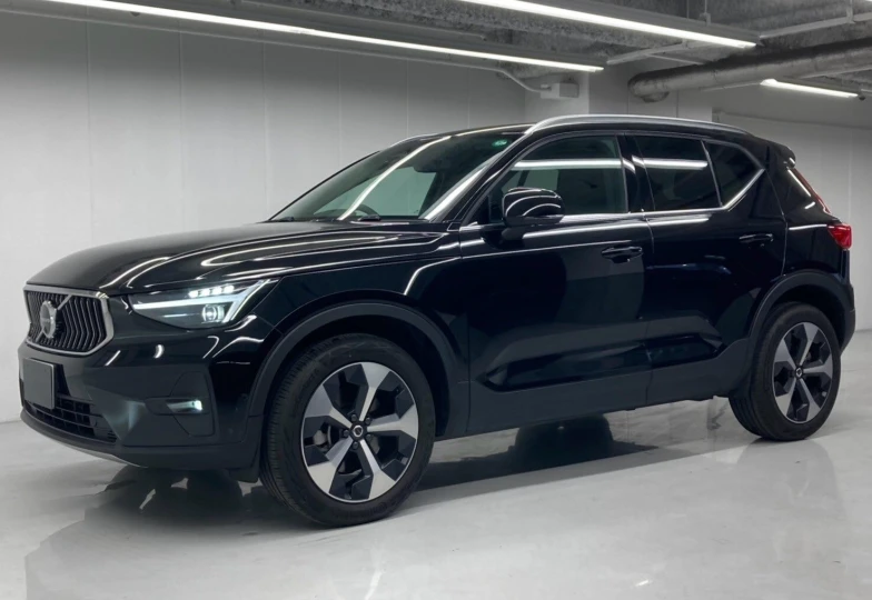 Volvo XC40 Черный