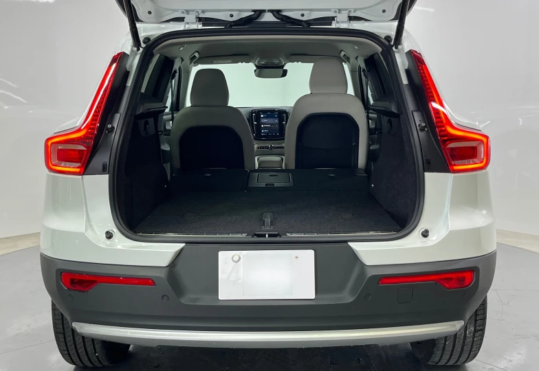 Volvo XC40 Белый