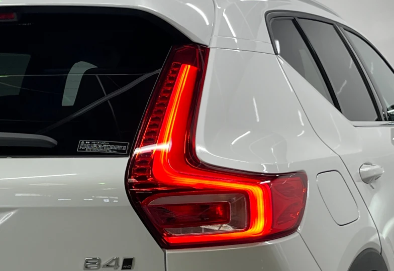 Volvo XC40 Белый