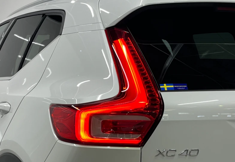 Volvo XC40 Белый