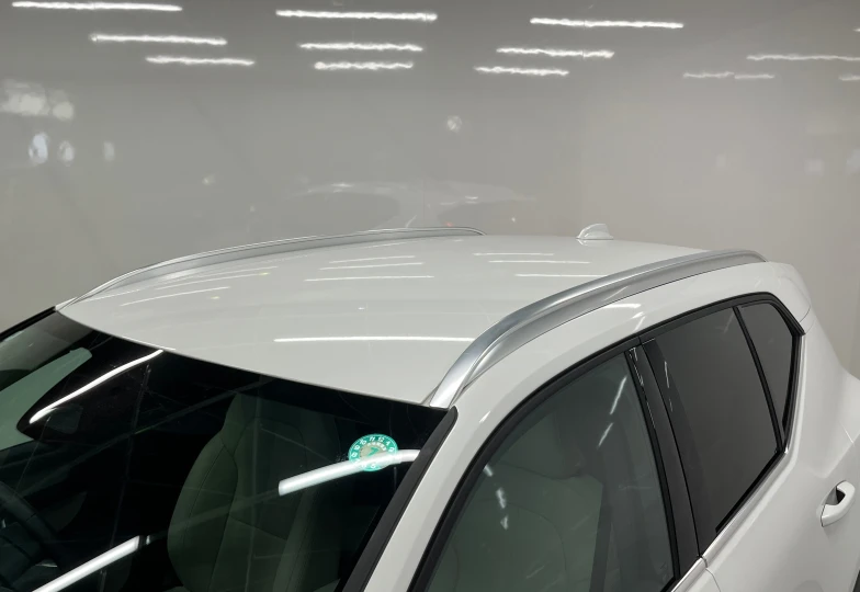 Volvo XC40 Белый