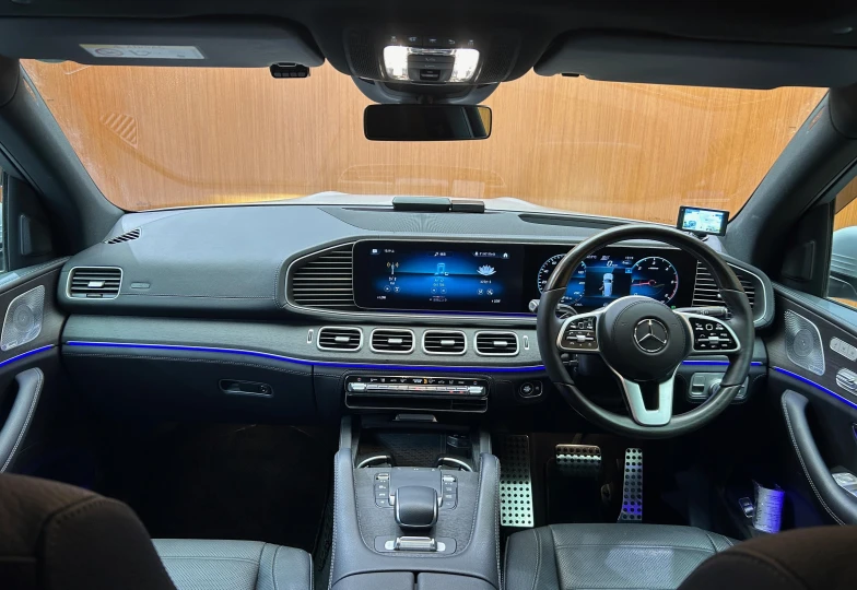 Mercedes GLS-class Серый