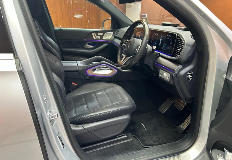 Mercedes GLS-class Серый