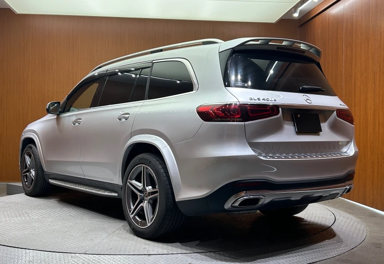 Mercedes GLS-class Серый