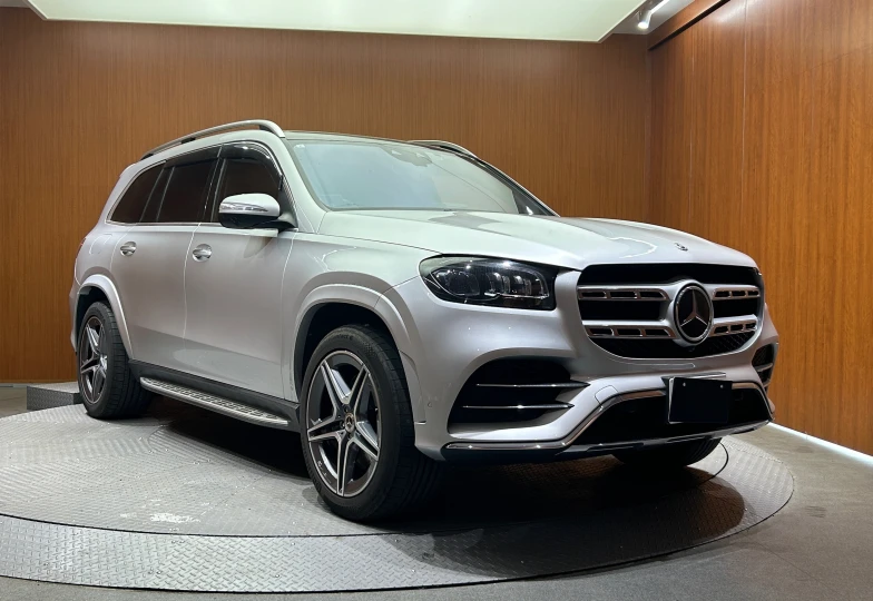 Mercedes GLS-class Серый