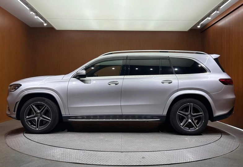 Mercedes GLS-class Серый