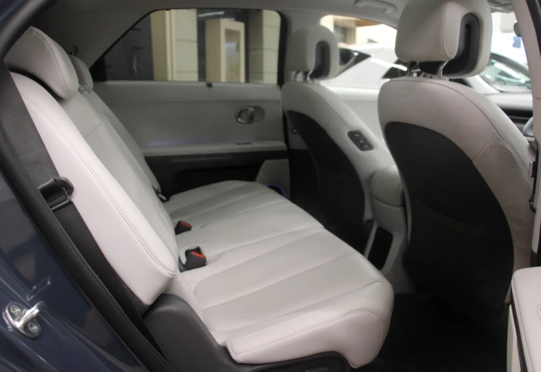 Hyundai Ioniq 5 Серый