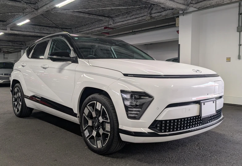Hyundai Kona Белый