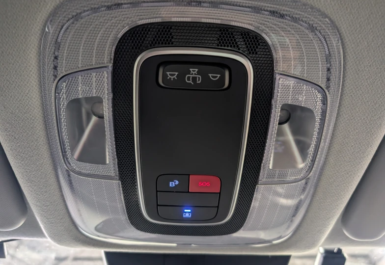Hyundai Kona Белый