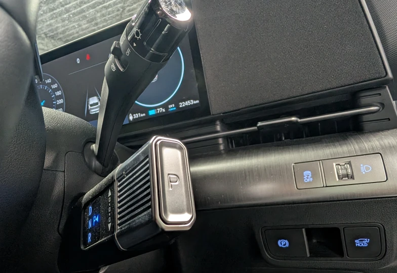 Hyundai Kona Белый