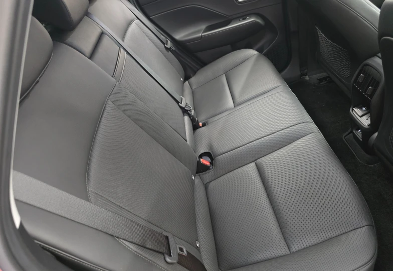 Hyundai Kona Красный