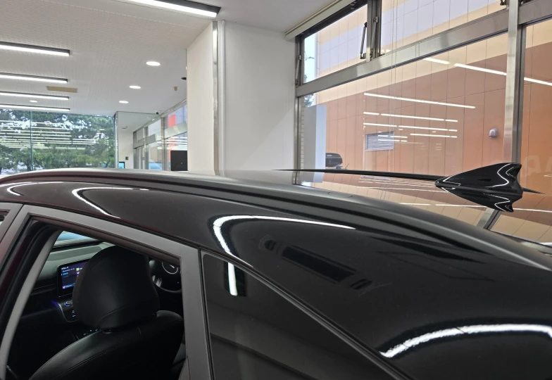 Hyundai Kona Красный