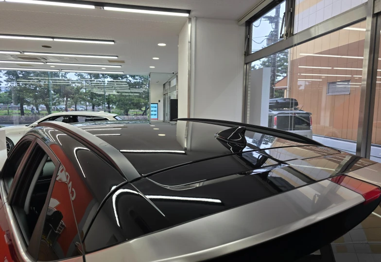 Hyundai Kona Красный