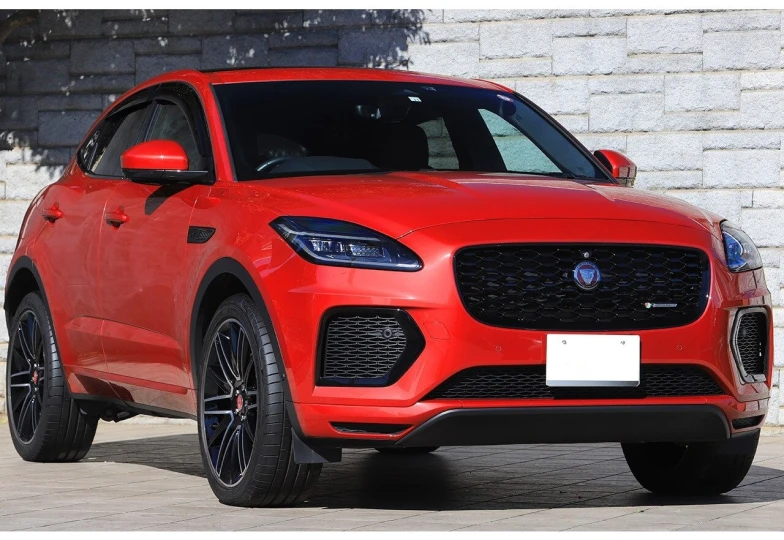 Jaguar E-Pace Красный