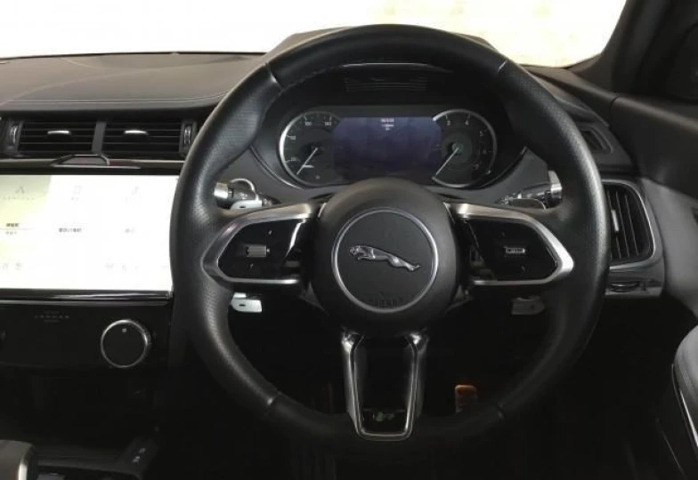 Jaguar E-Pace Синий