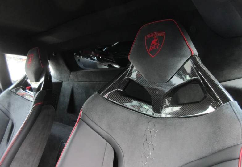 Lamborghini Huracan Серый