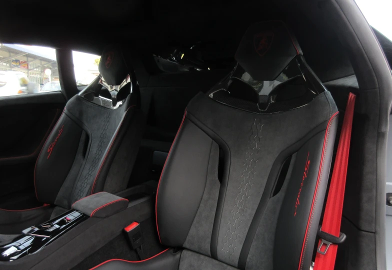 Lamborghini Huracan Серый