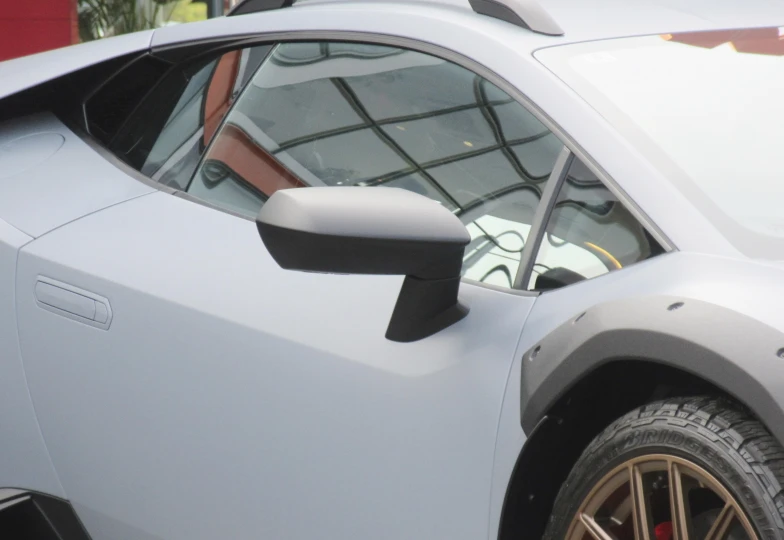 Lamborghini Huracan Серый