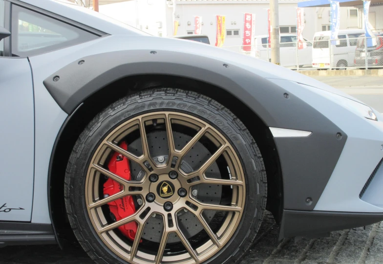 Lamborghini Huracan Серый