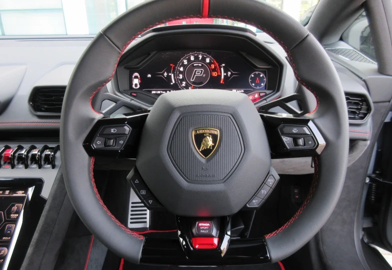Lamborghini Huracan Серый