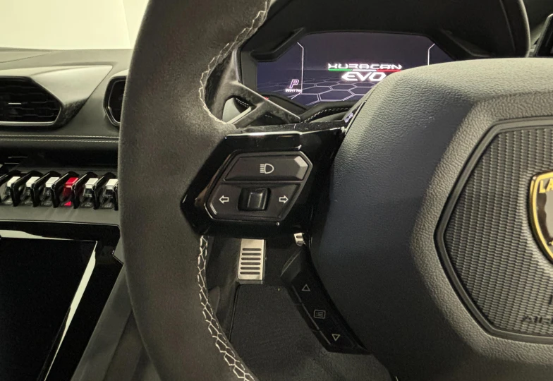 Lamborghini Huracan Серый
