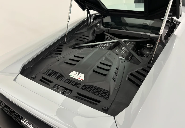 Lamborghini Huracan Серый