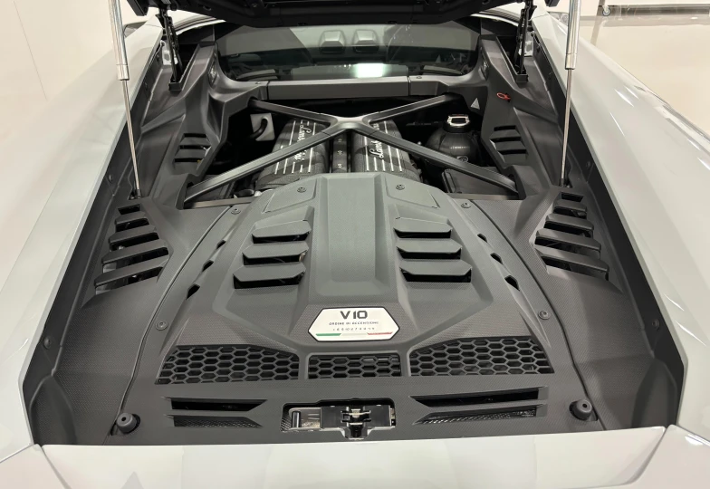 Lamborghini Huracan Серый