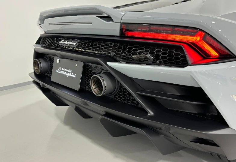 Lamborghini Huracan Серый