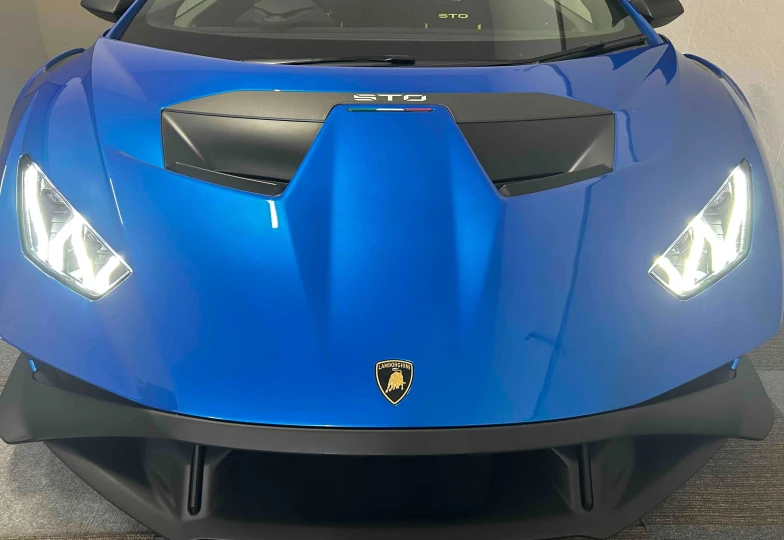 Lamborghini Huracan Синий
