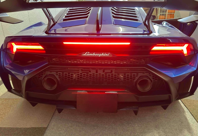 Lamborghini Huracan Синий