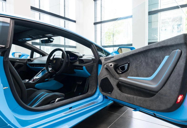 Lamborghini Huracan Бирюзовый