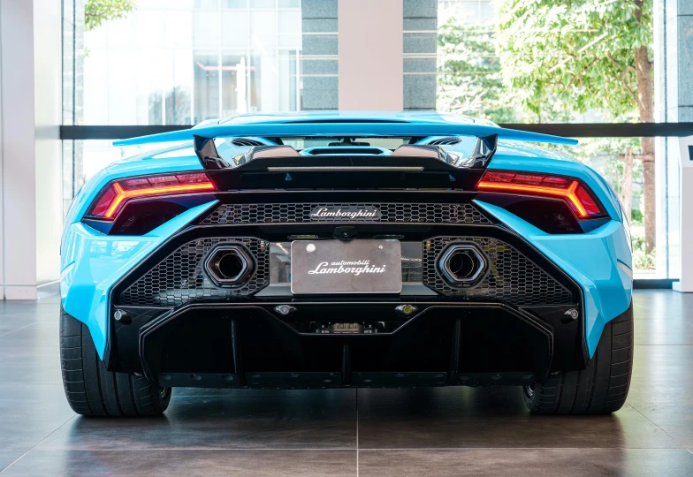 Lamborghini Huracan Бирюзовый