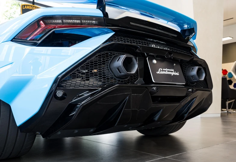 Lamborghini Huracan Бирюзовый