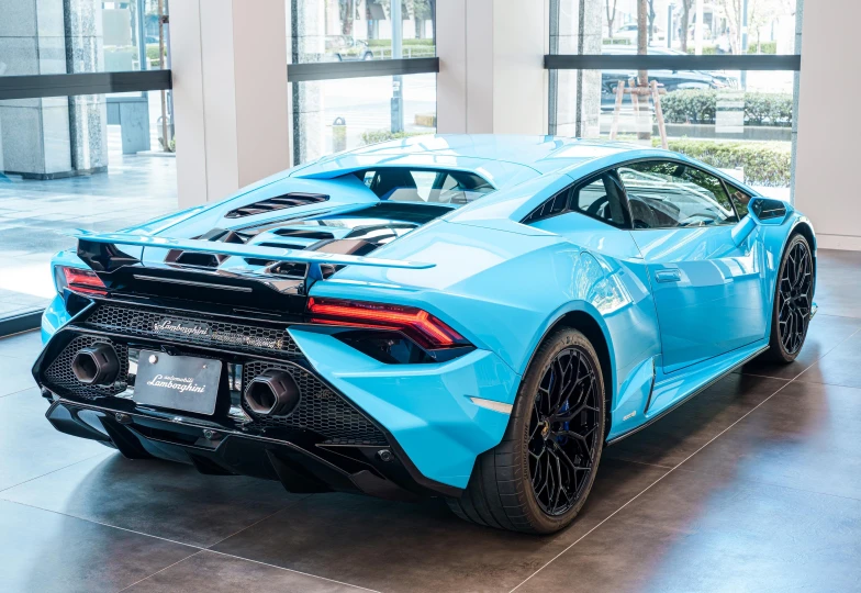 Lamborghini Huracan Бирюзовый