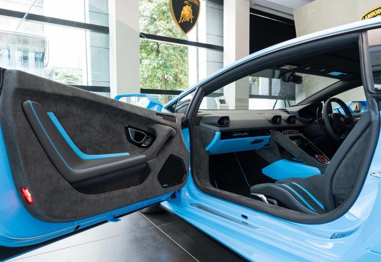 Lamborghini Huracan Бирюзовый