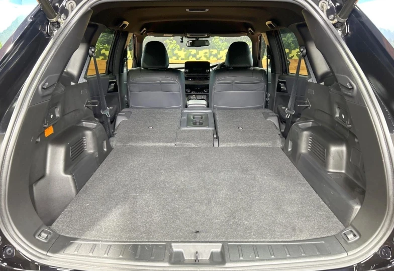 Mitsubishi Outlander Черный
