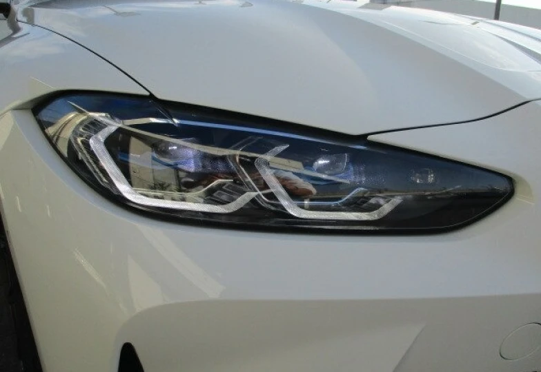 BMW M4 Белый