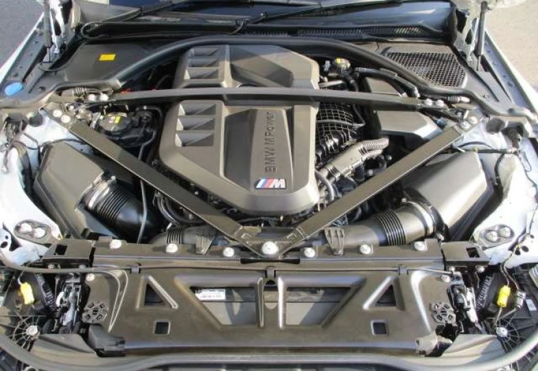 BMW M4 Белый