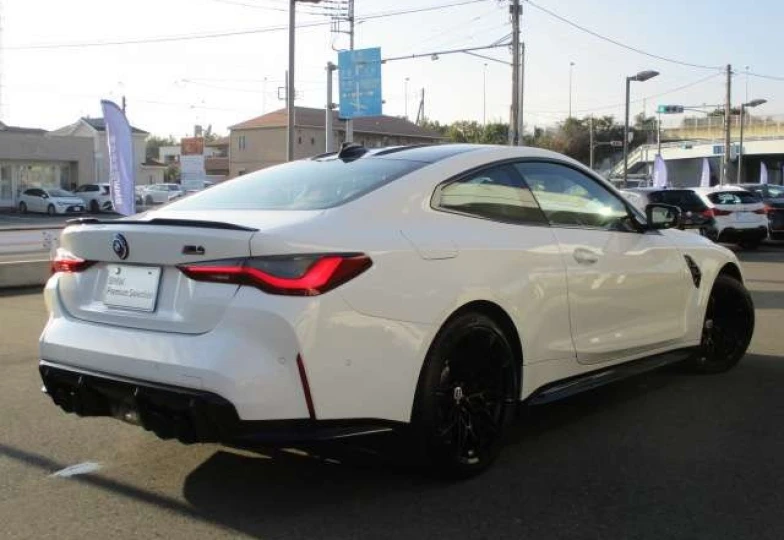 BMW M4 Белый