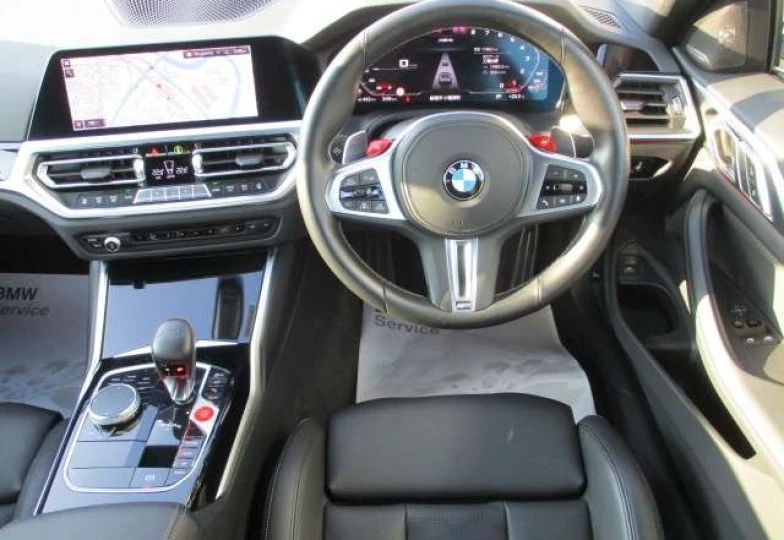 BMW M4 Белый