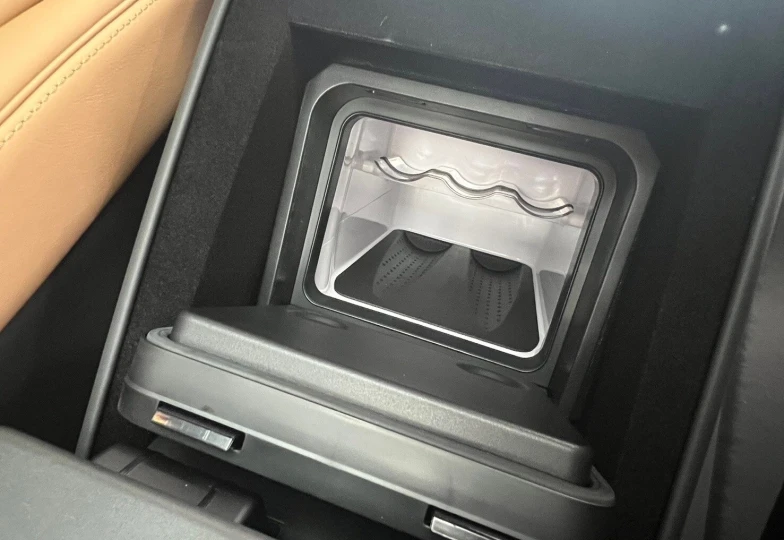 Mercedes S class Бежевый
